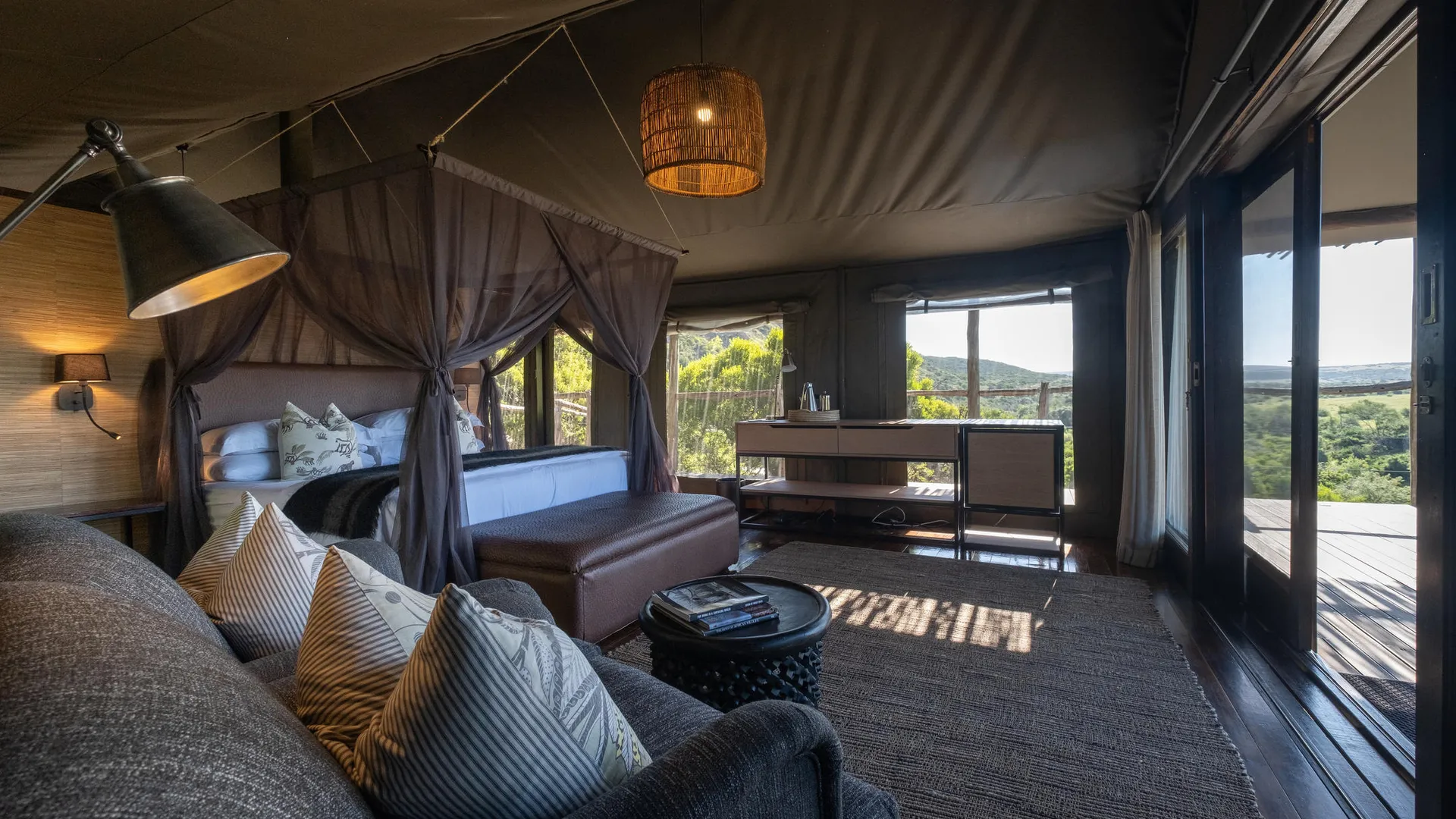 Experience Africa In HillsNek Safari Camp | Kruger National Park